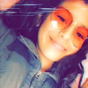 Meet your Posher, Miranda